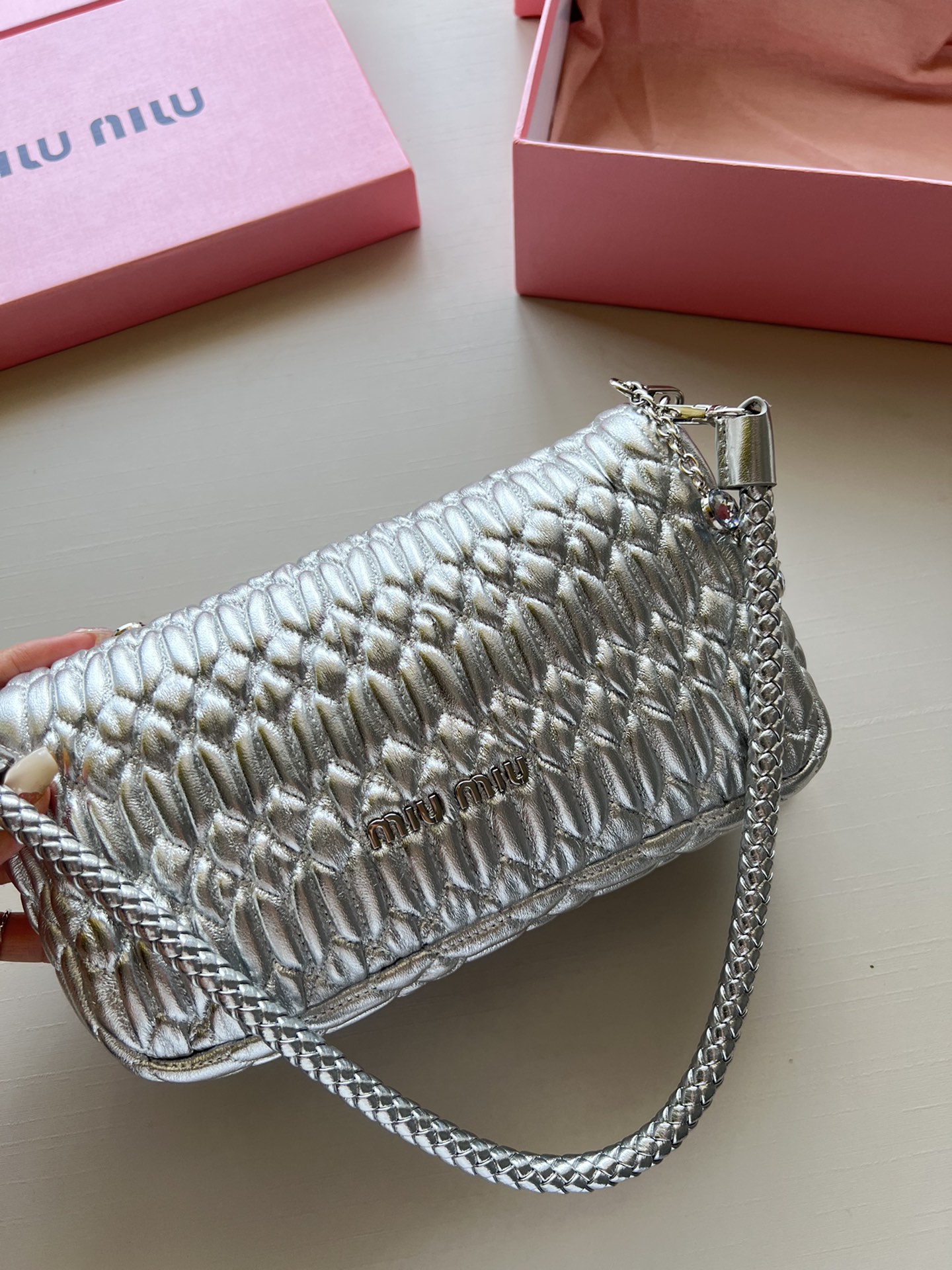 【MIUMIU】23-15-5cm