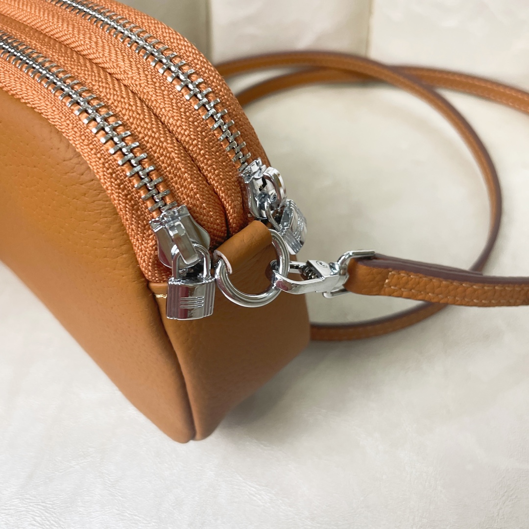 【Hermes 】Silk'in 19*12.5*5cm