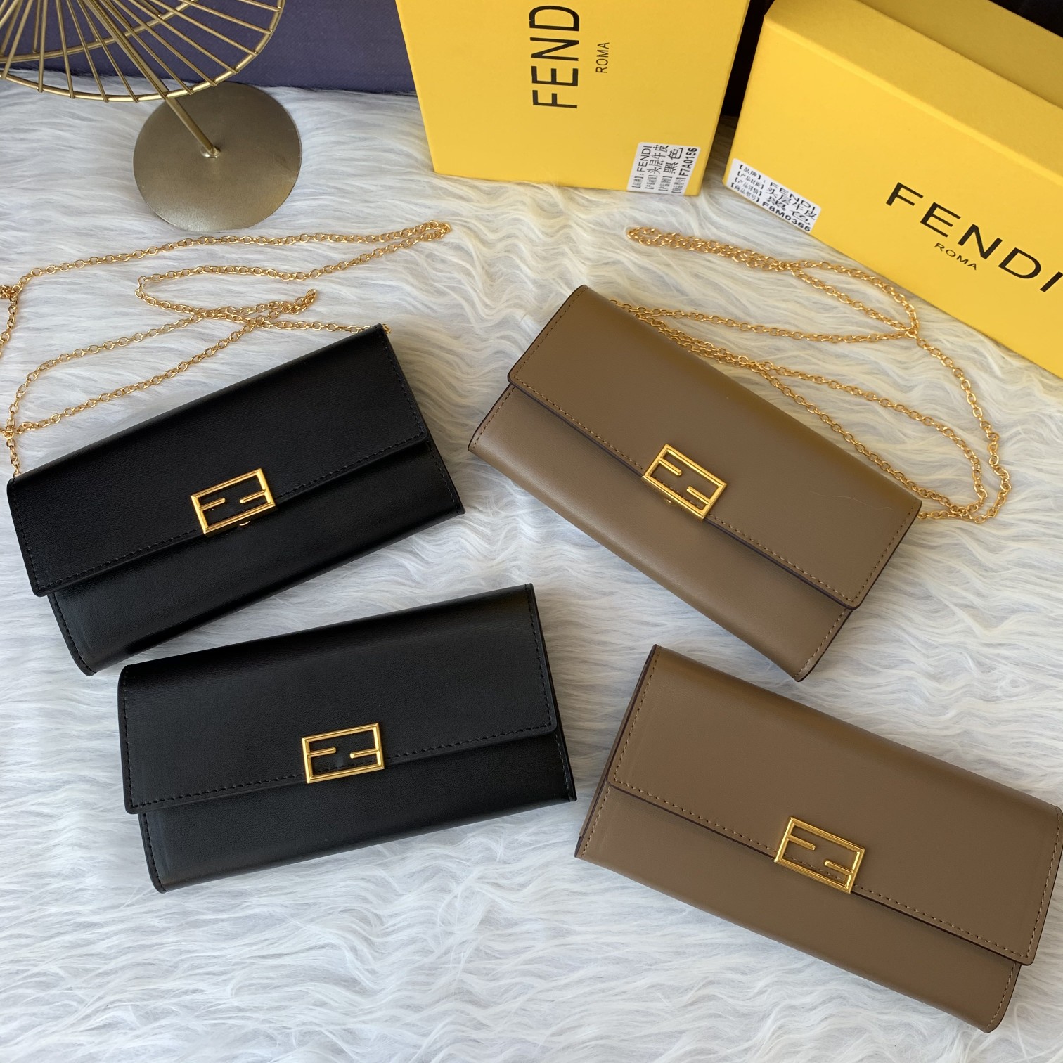【Fendi】F7A0156