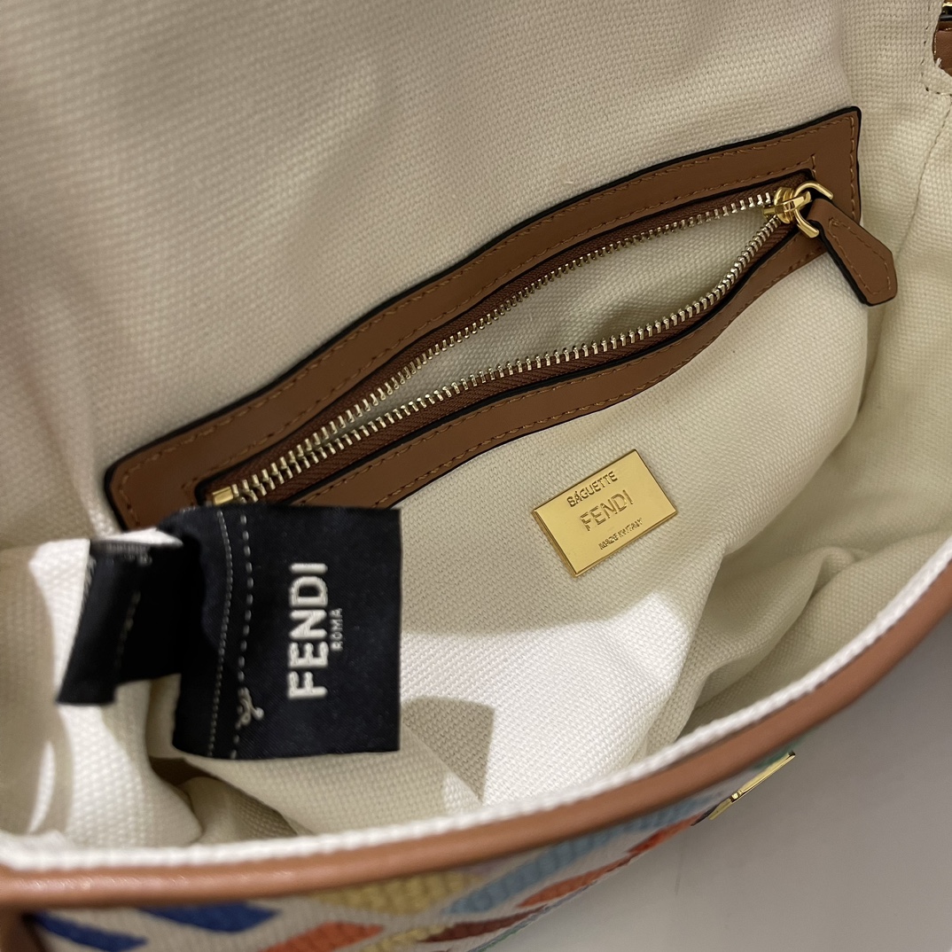 【Fendi】Baguette 26-5-15CM