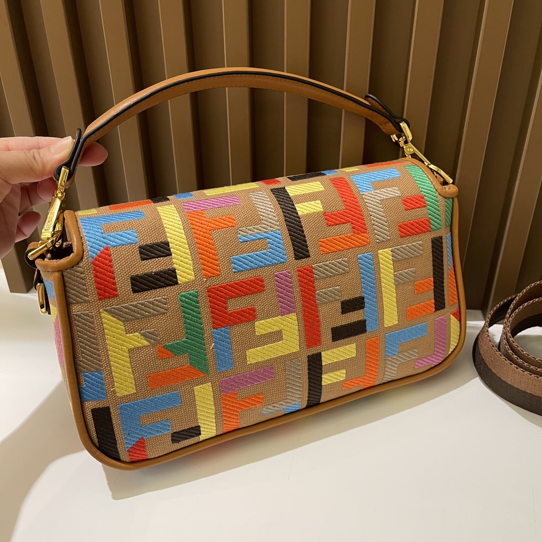 【Fendi】Baguette 26-5-15CM