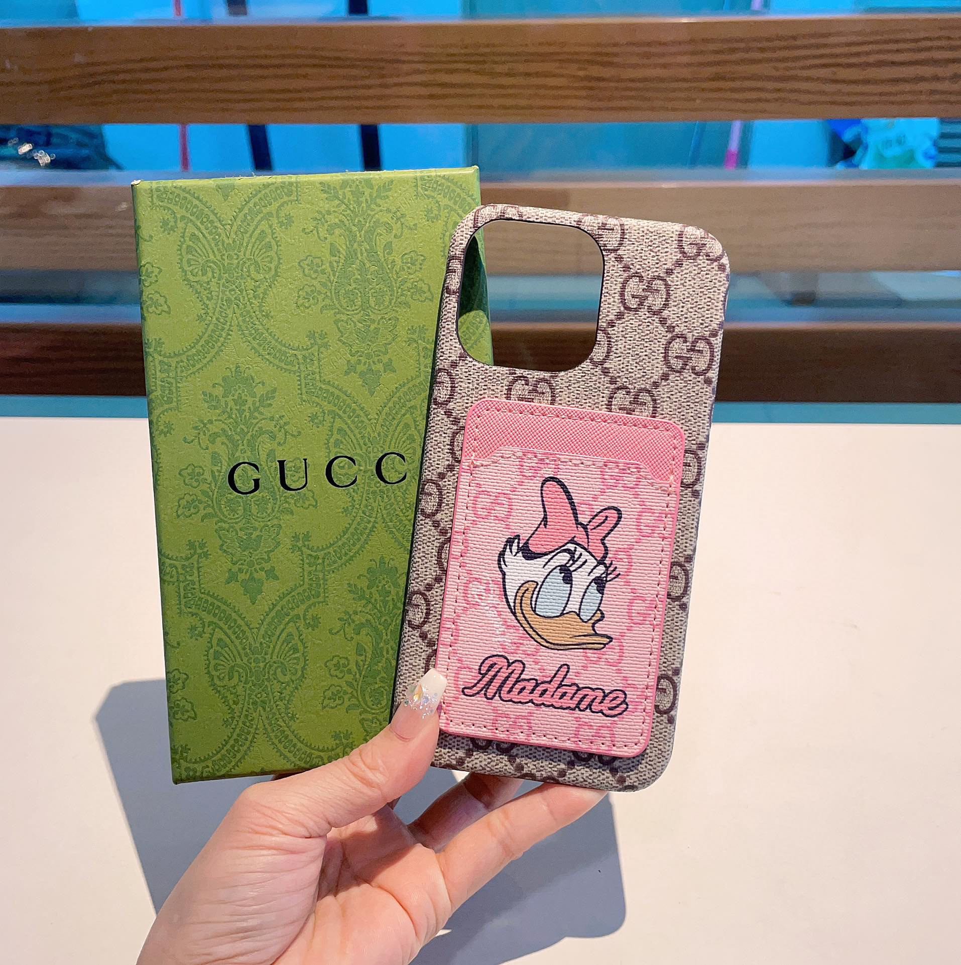 【スマホケース】GUCCI 携帯カバー