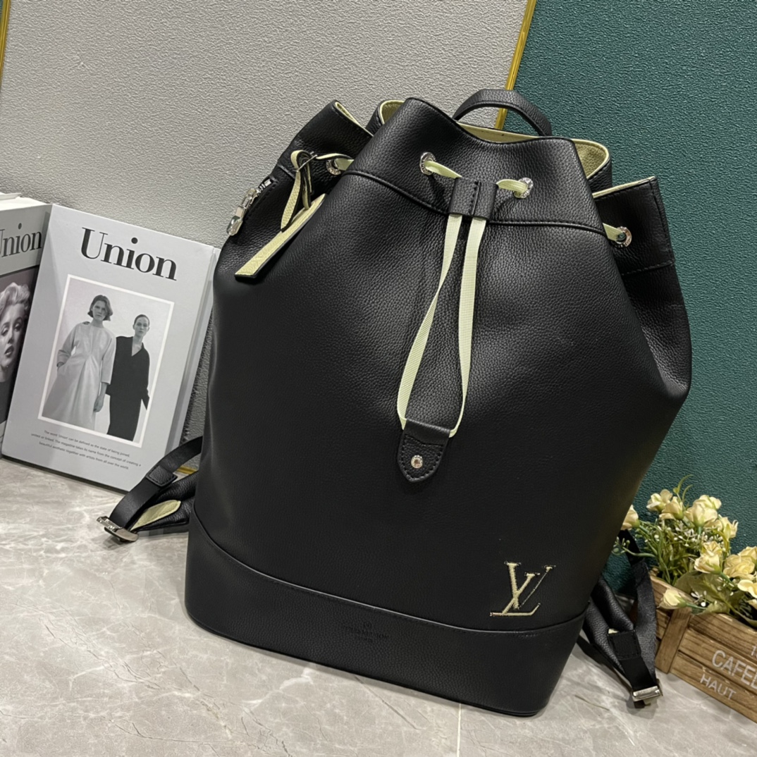 【LOUIS VUITTON】Gaston 33x54x20cm
