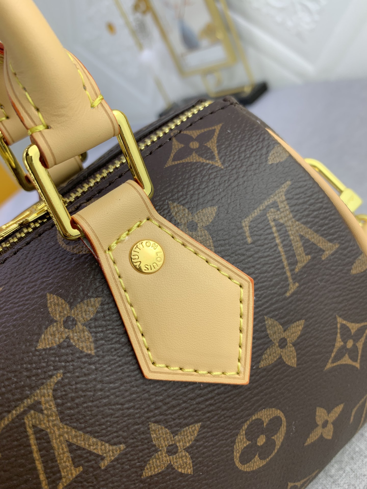 【LOUIS VUITTON】Speedy Bandoulière 20