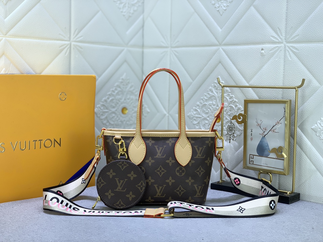【LOUIS VUITTON】Neverfull BB 24x14x9cm