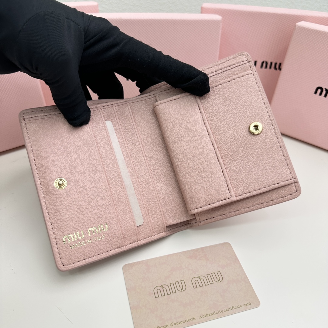 【MIUMIU】11.5*10*3CM