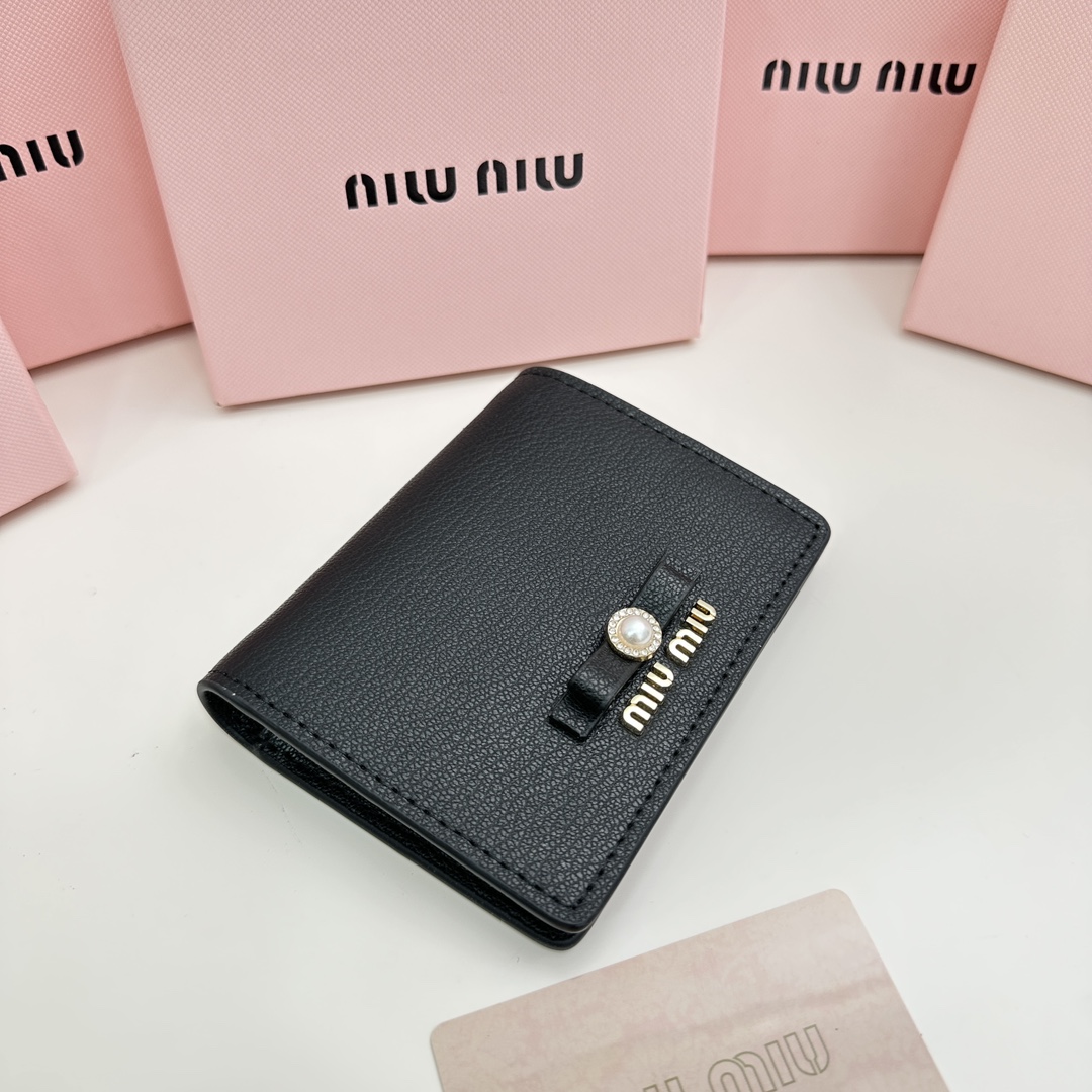 【MIUMIU】11.5*10*3CM