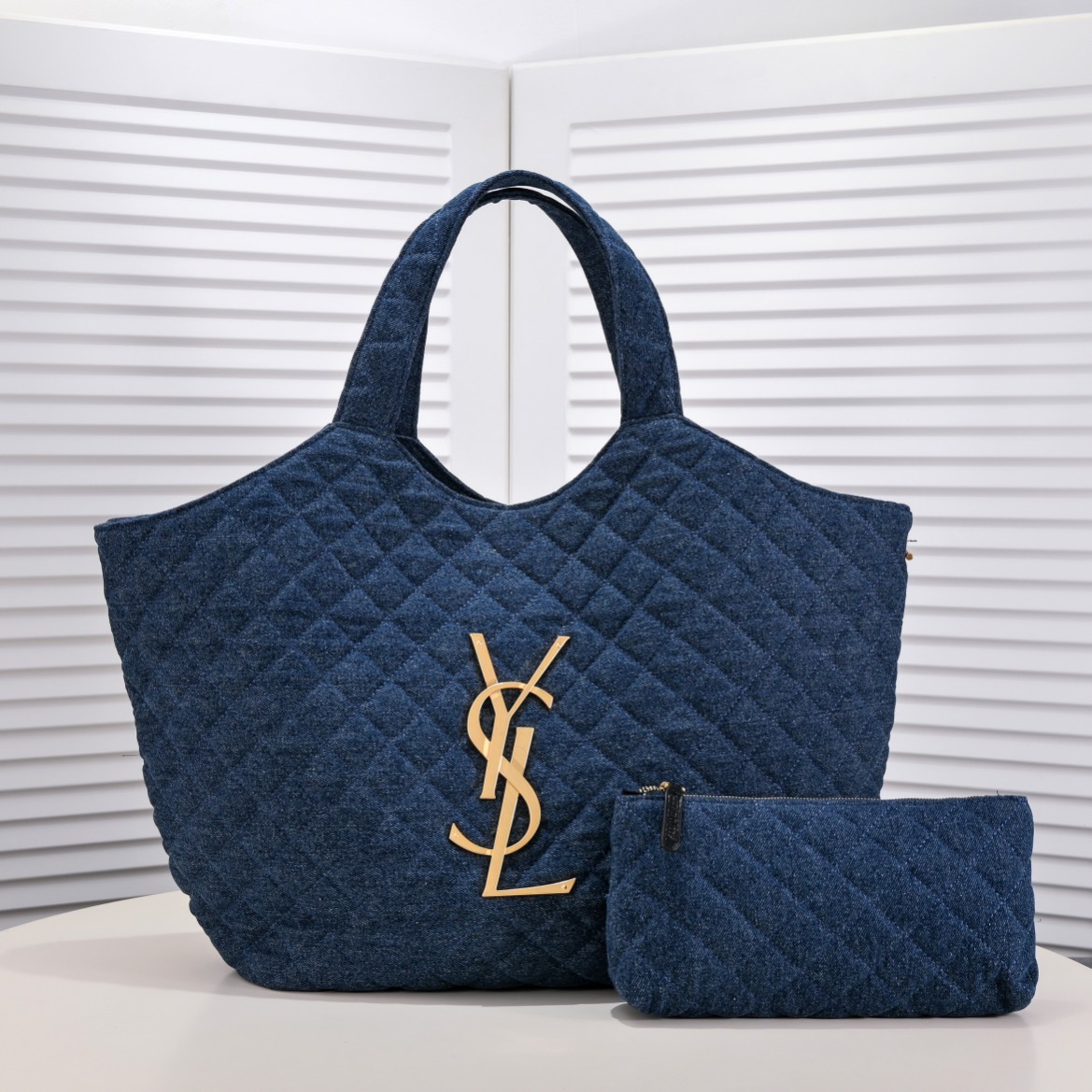 【Yves Saint Laurent】58x47x8cm