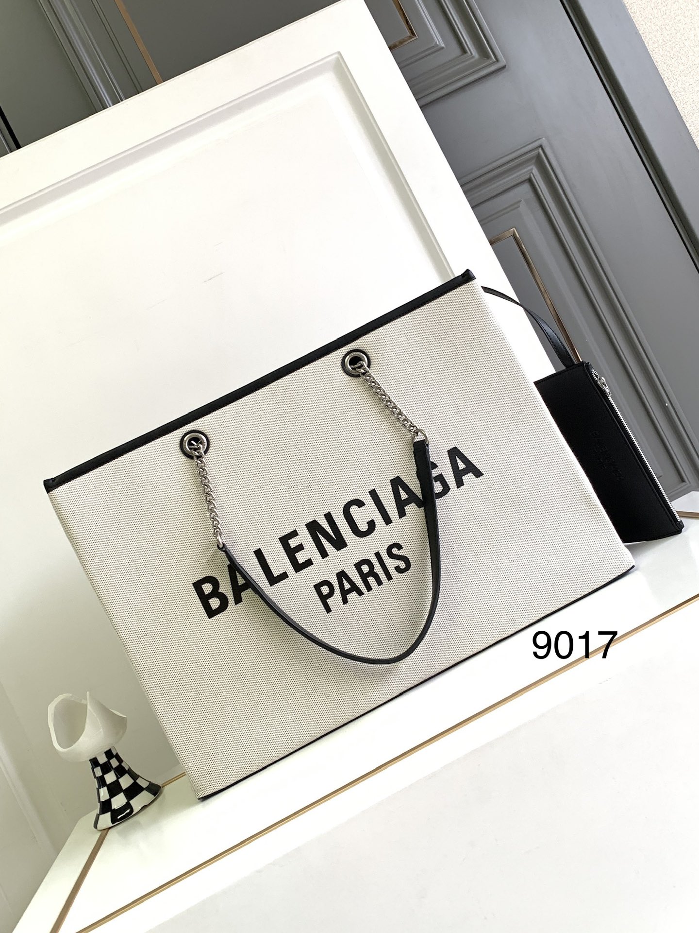 【Balenciaga】46×32×15CM