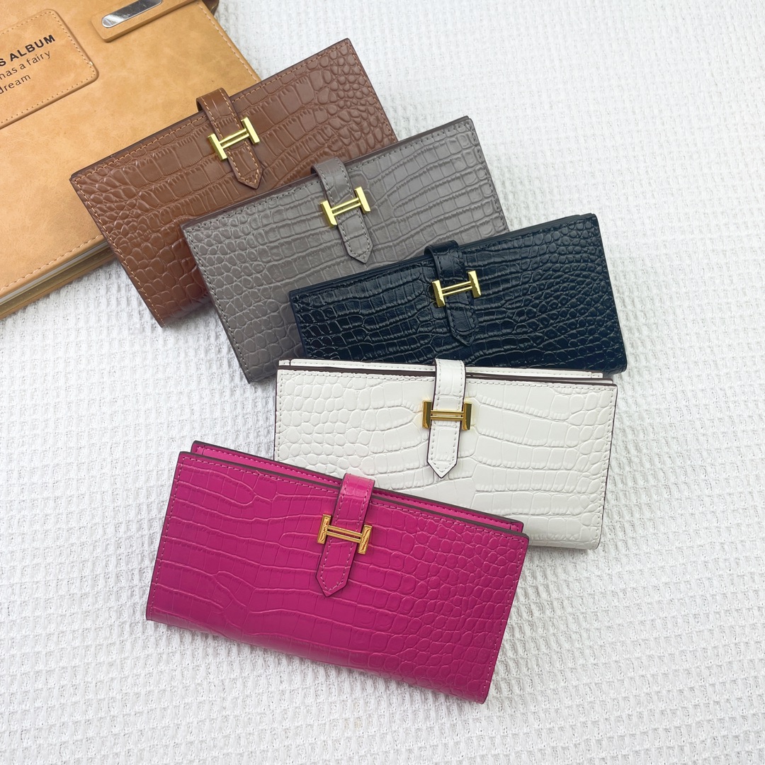 【Hermes 】二つ折り財布  9X17.5 CM -5色