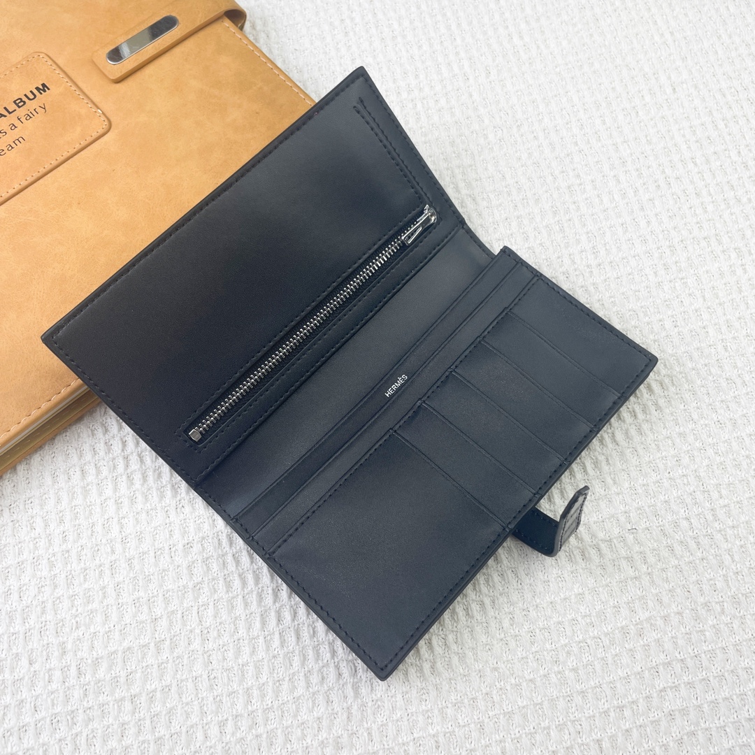【Hermes 】二つ折り財布  9X17.5 CM -5色