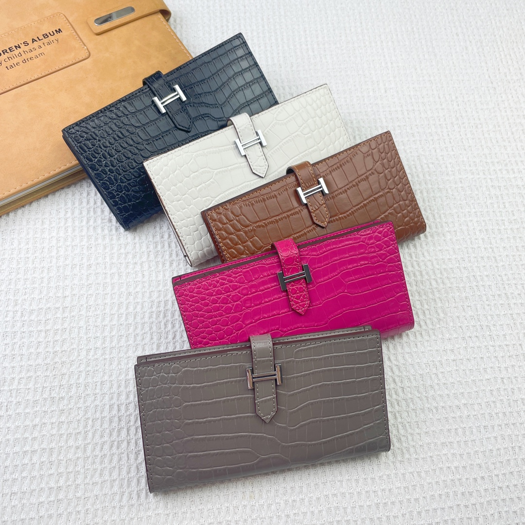 【Hermes 】二つ折り財布  9X17.5 CM -5色