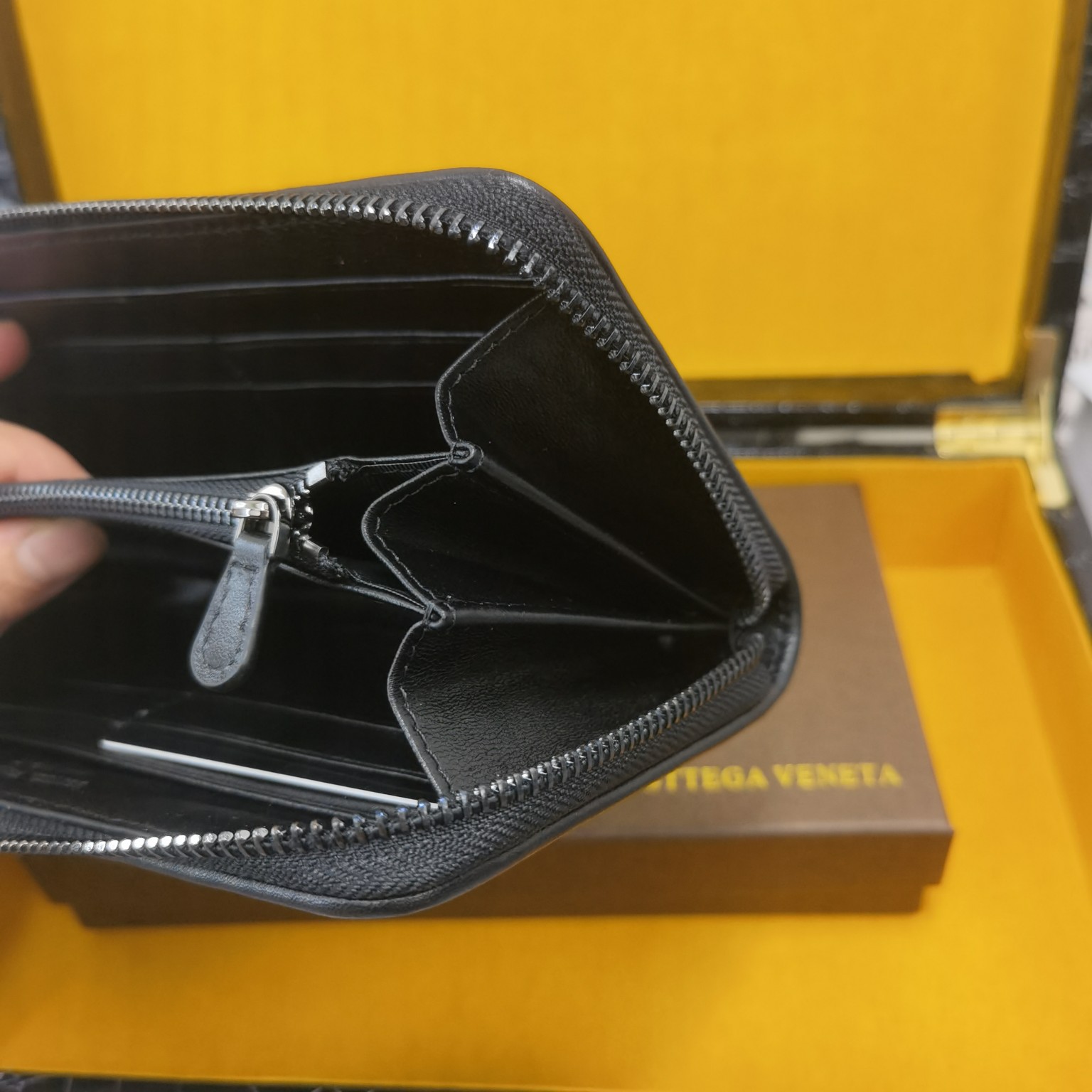 【Bottega Veneta】19-10-2.5cm