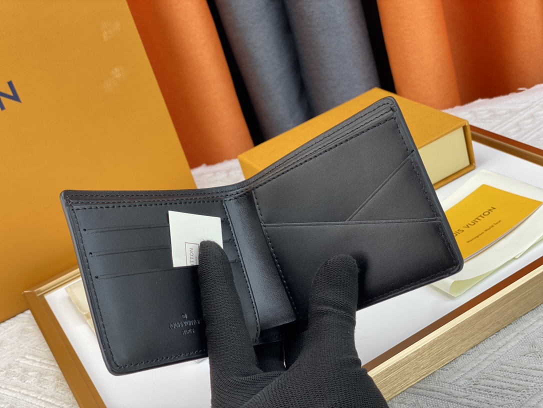 【LOUIS VUITTON】財布