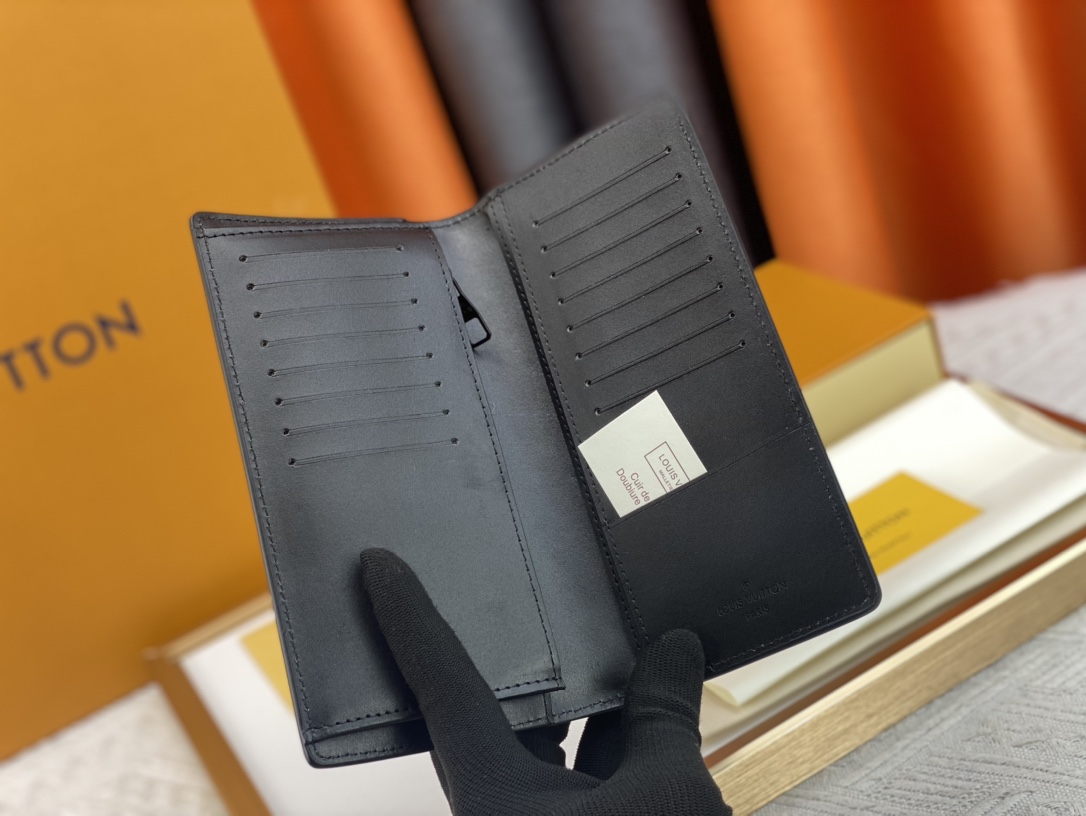 【LOUIS VUITTON】財布