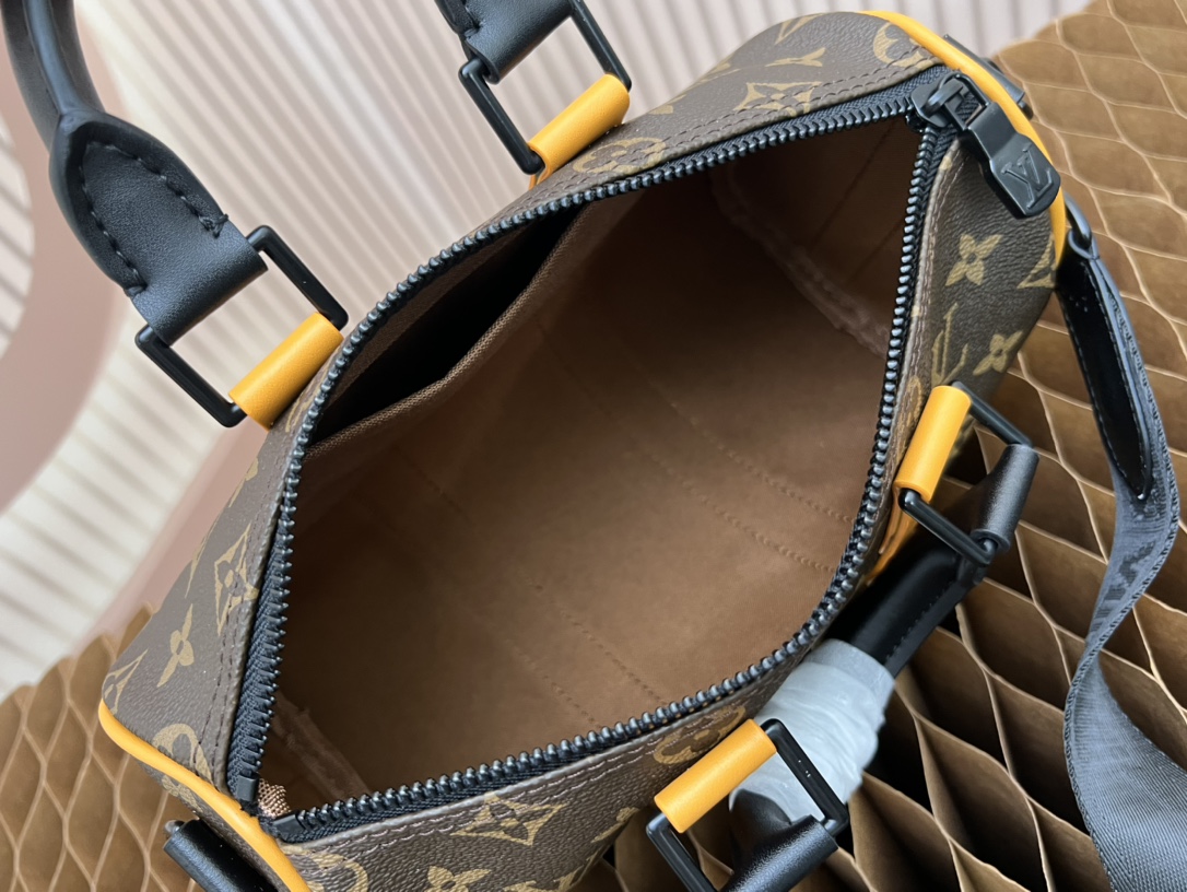 【LOUIS VUITTON】Keepall 25*15*11CM