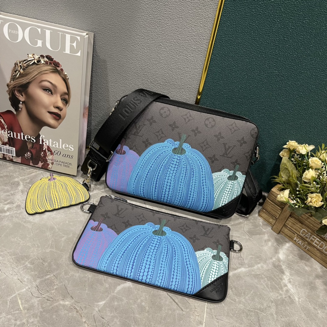 【LOUIS VUITTON】25.0 x 18.5 x 7.0 CM