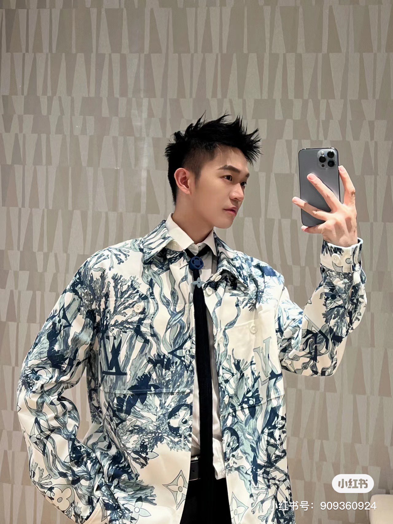 【ワイシャツ】LOUIS VUITTON XS-L