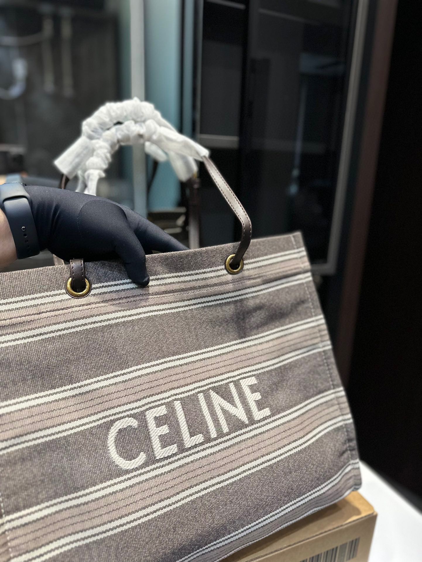 【CELINE】40×34×17cm