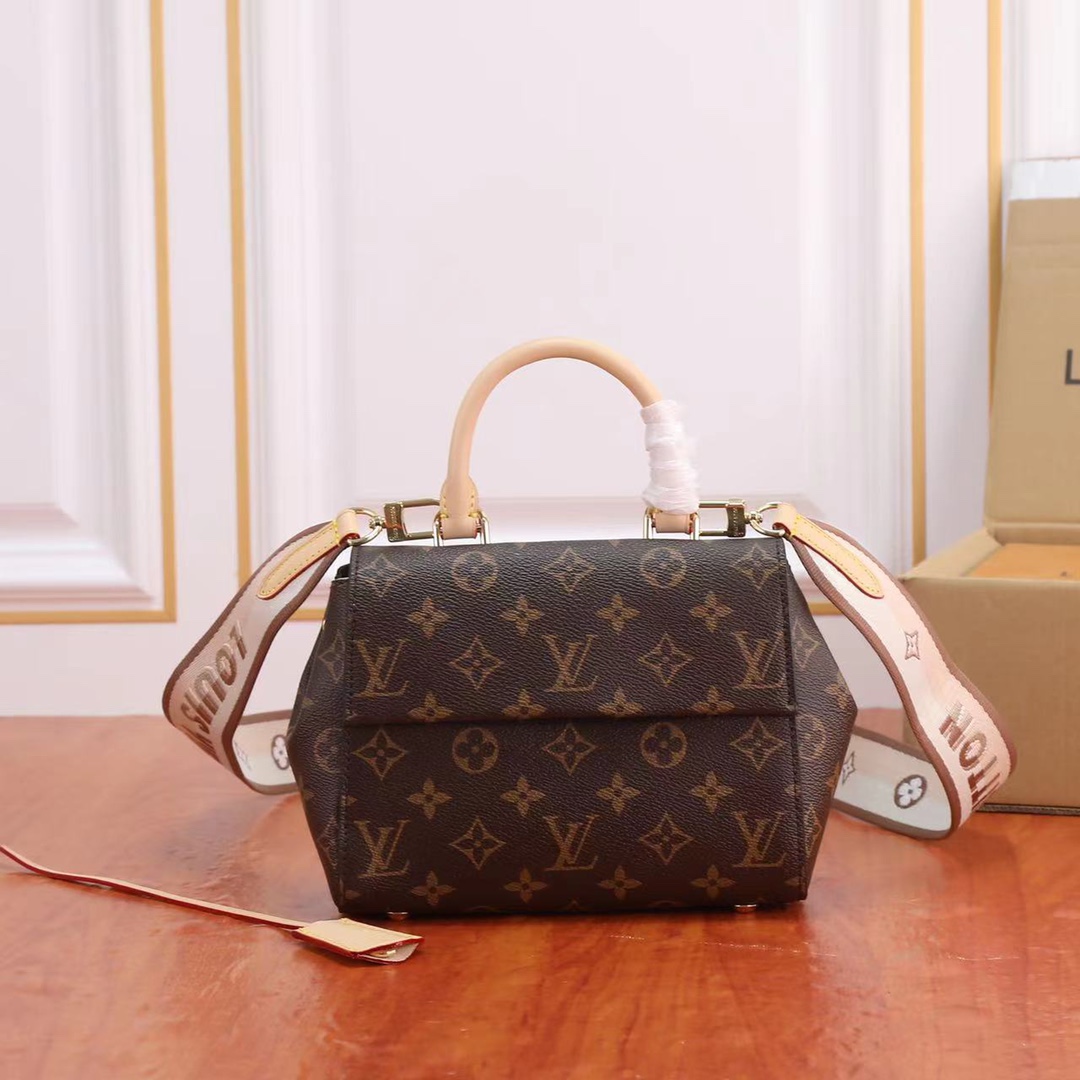 【LOUIS VUITTON】CLUNY mini
