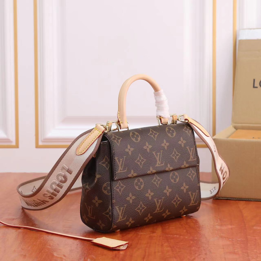 【LOUIS VUITTON】CLUNY mini
