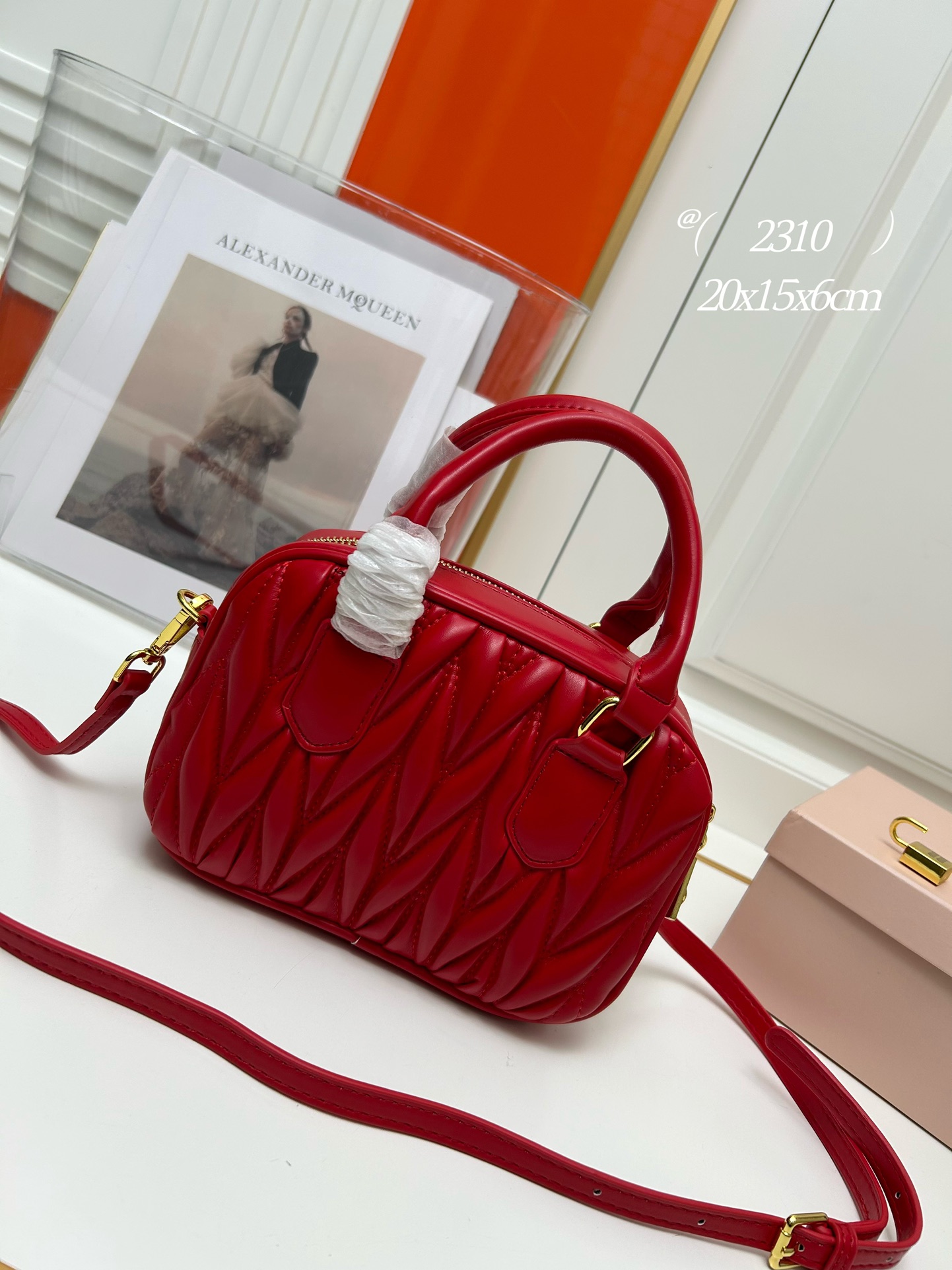 【MIUMIU】20x15x6cm