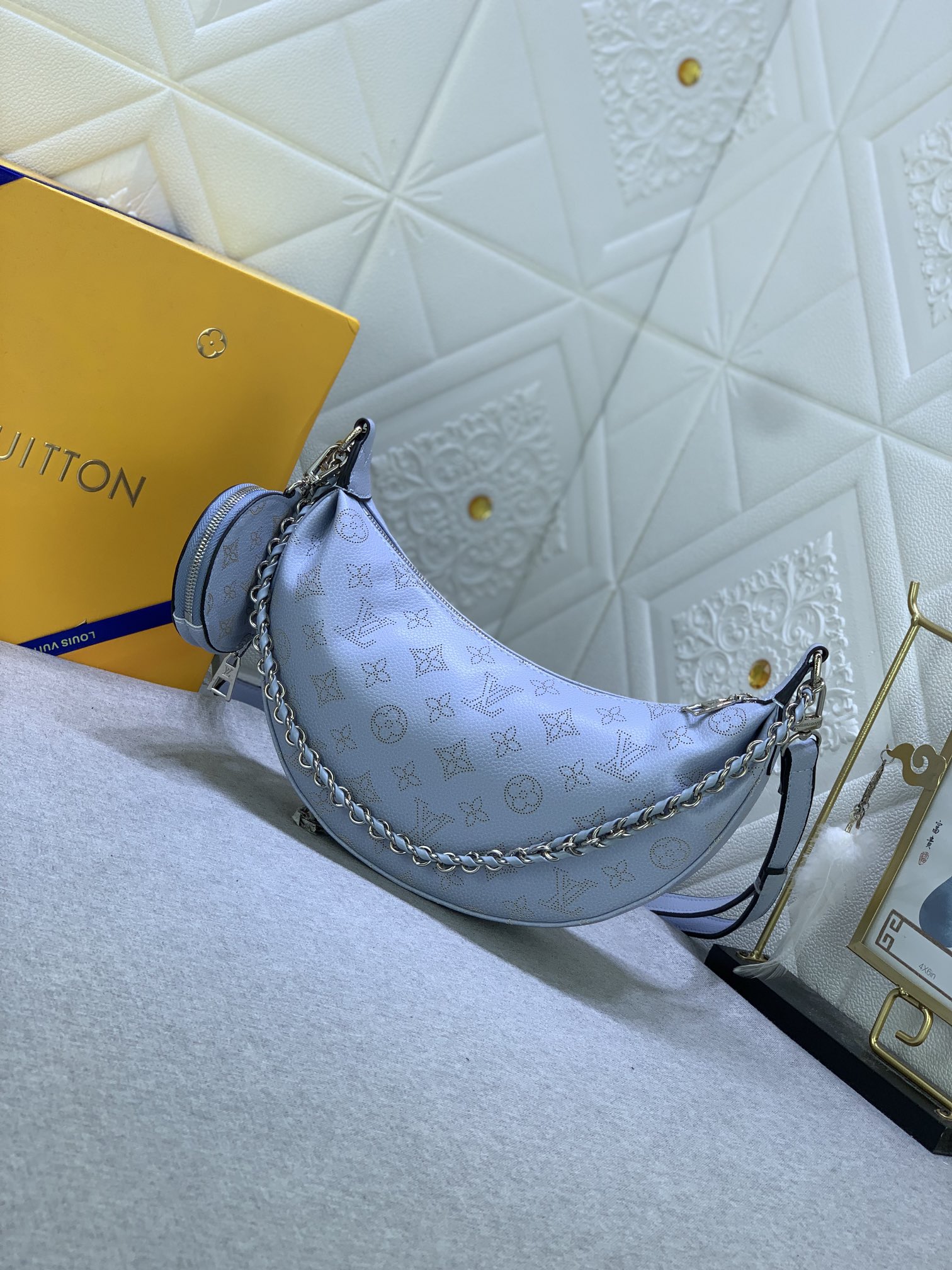【LOUIS VUITTON】26.0 x 17.0 x 7.5 CM