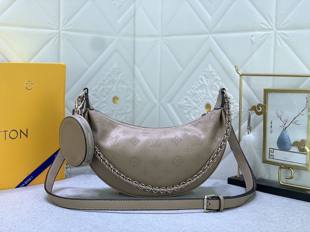 【LOUIS VUITTON】26.0 x 17.0 x 7.5 CM