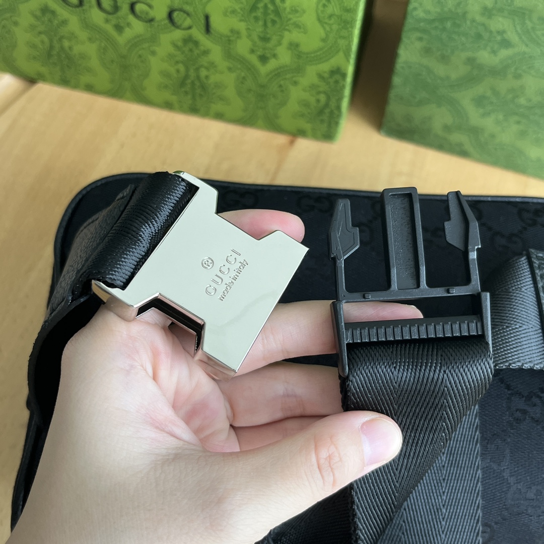 【GUCCI】22.5*15*4CM