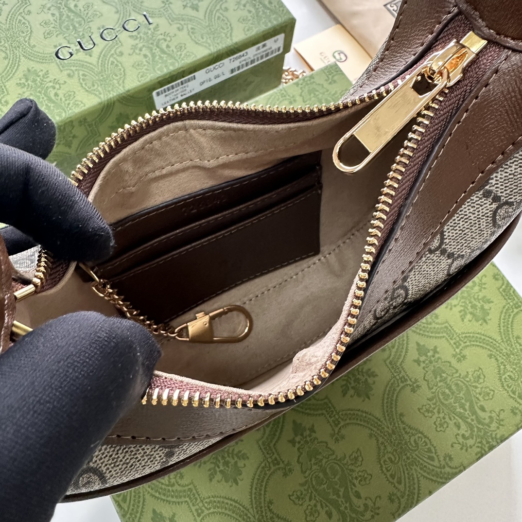 【GUCCI】W22xH12.5xD5 CM
