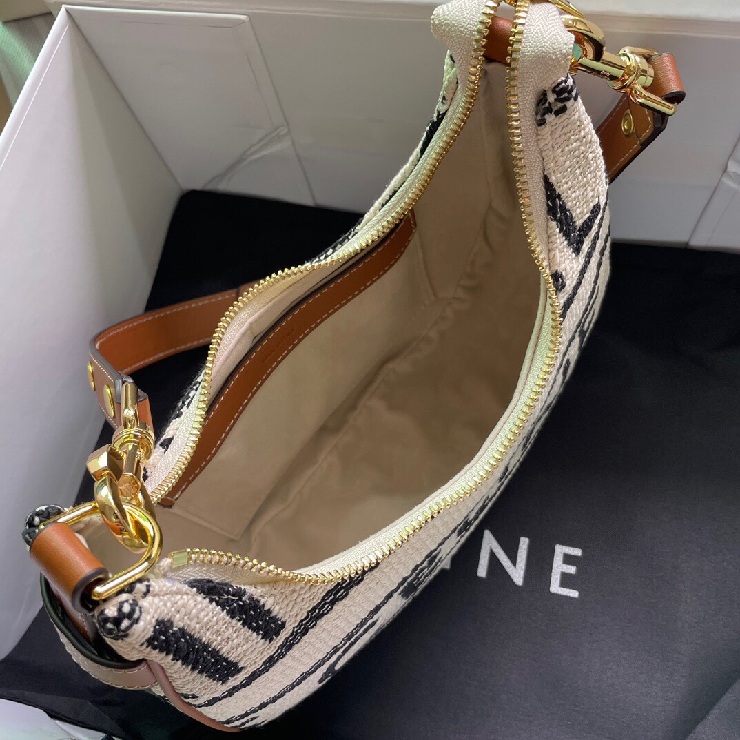 【CELINE】24*13*8cm