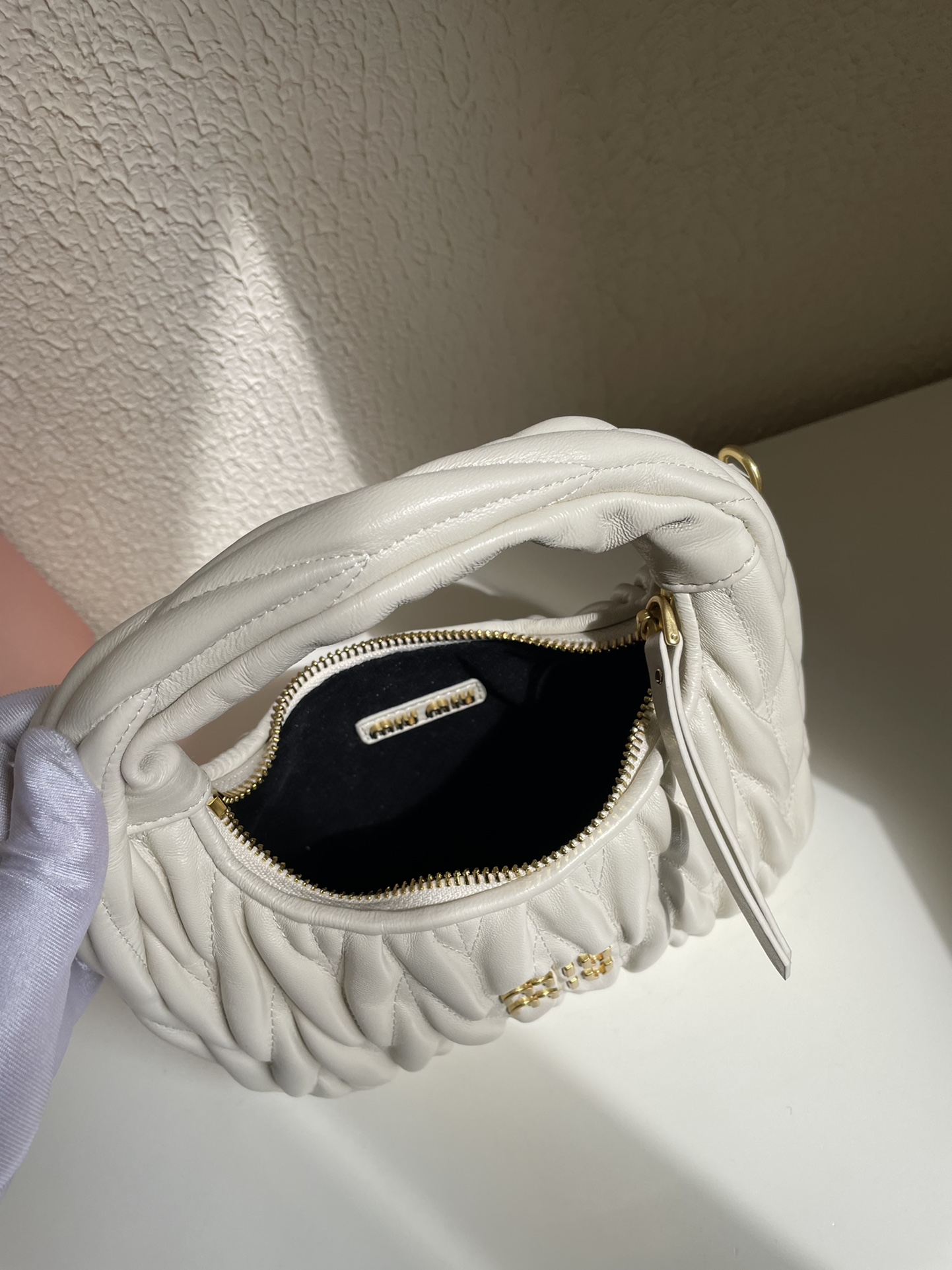 【MIUMIU】20×17×6cm