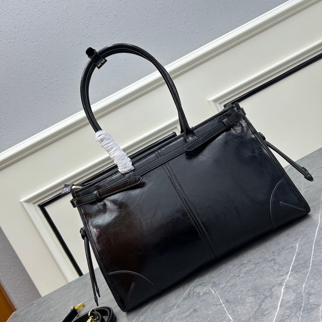 【PRADA】Solf lux