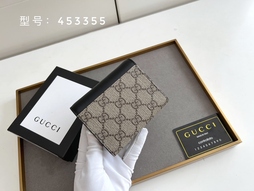 【GUCCI】11.5x10x2CM