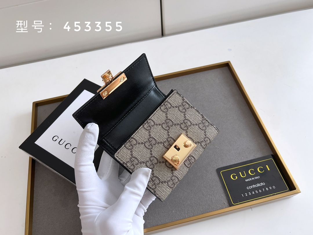 【GUCCI】11.5x10x2CM