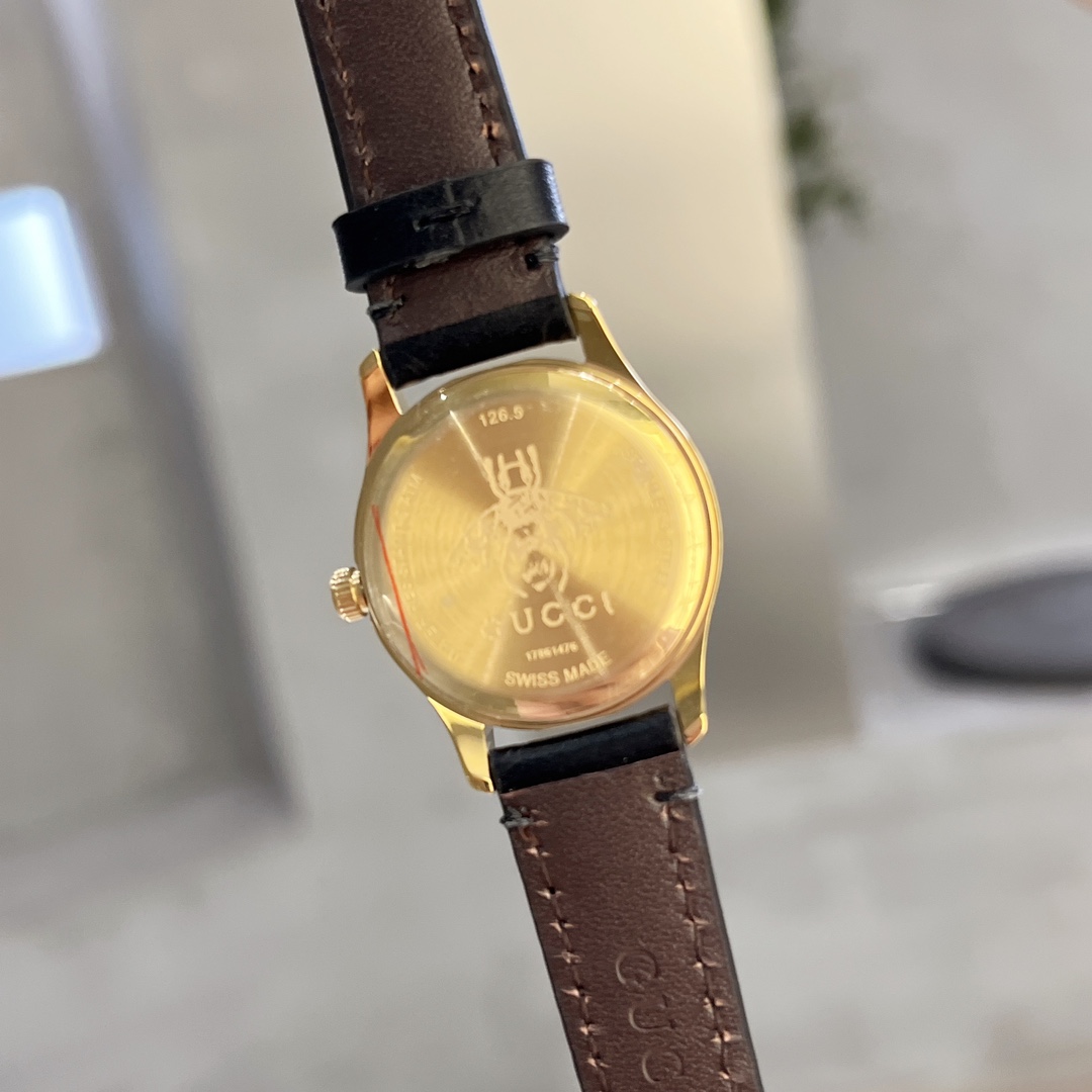 【20-25日間の輸送時間】【GUCCI】レディース  28mm