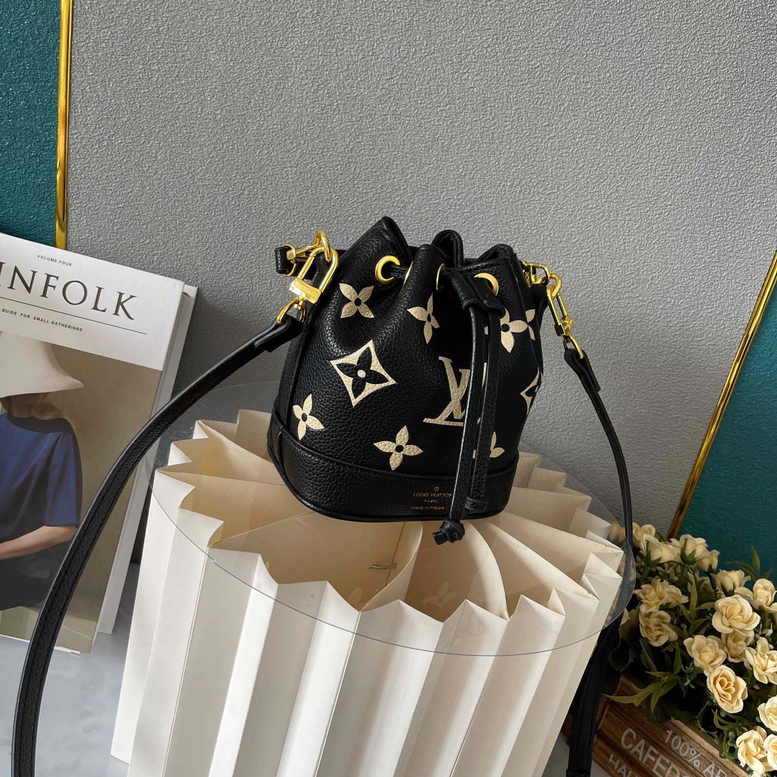 【LOUIS VUITTON】Nano Noé 13.0 x 16.0 x 10.0 CM