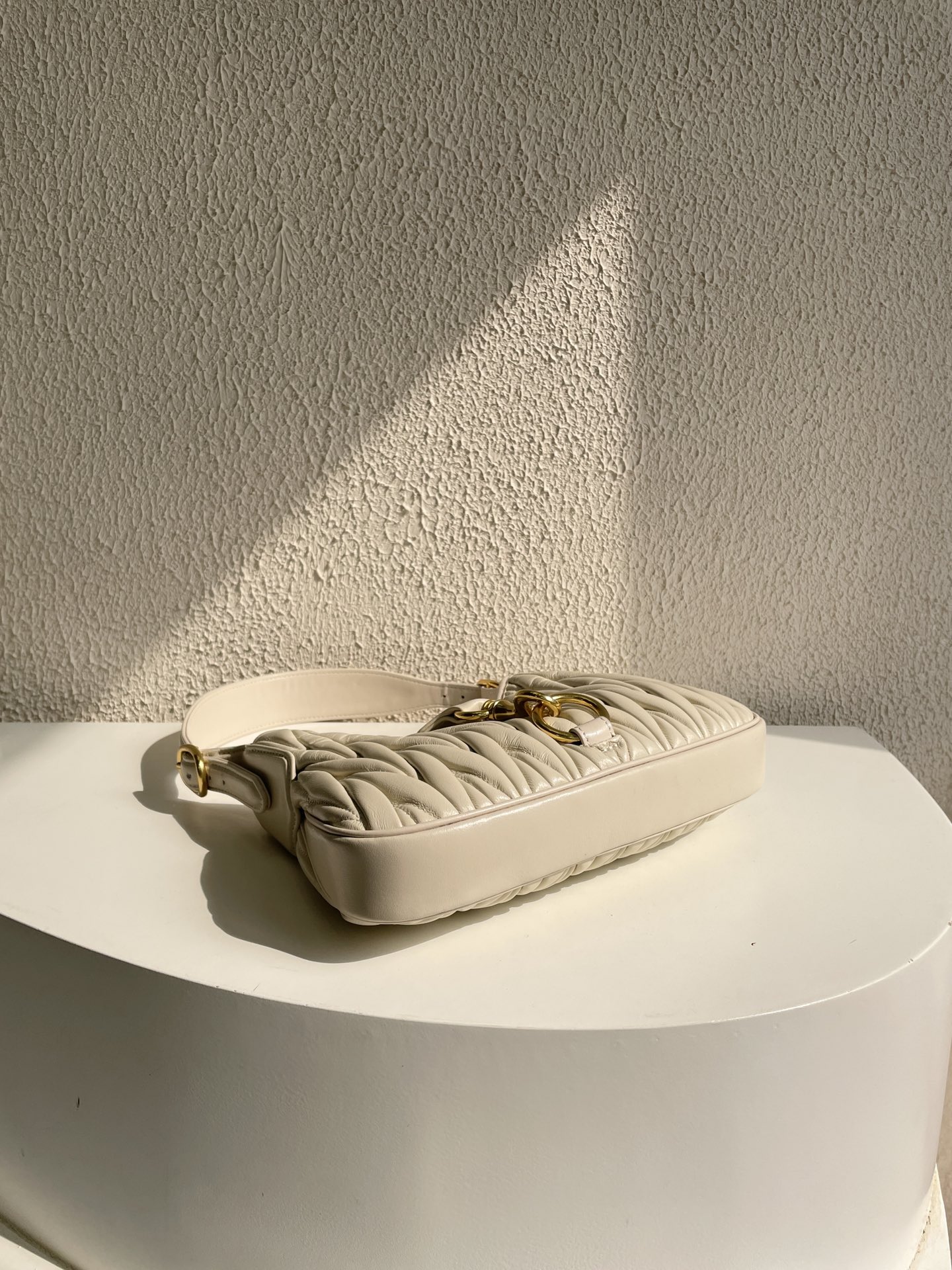 【MIUMIU】hobo 29×15×4cm