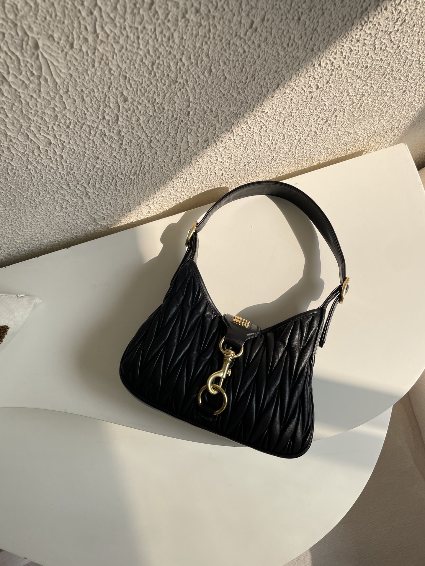 【MIUMIU】hobo 29×15×4cm