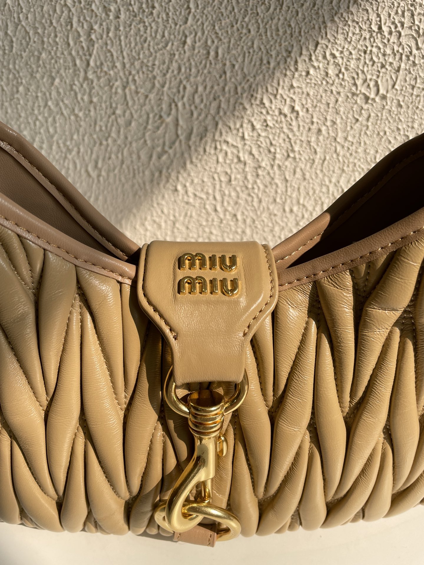 【MIUMIU】hobo 29×15×4cm