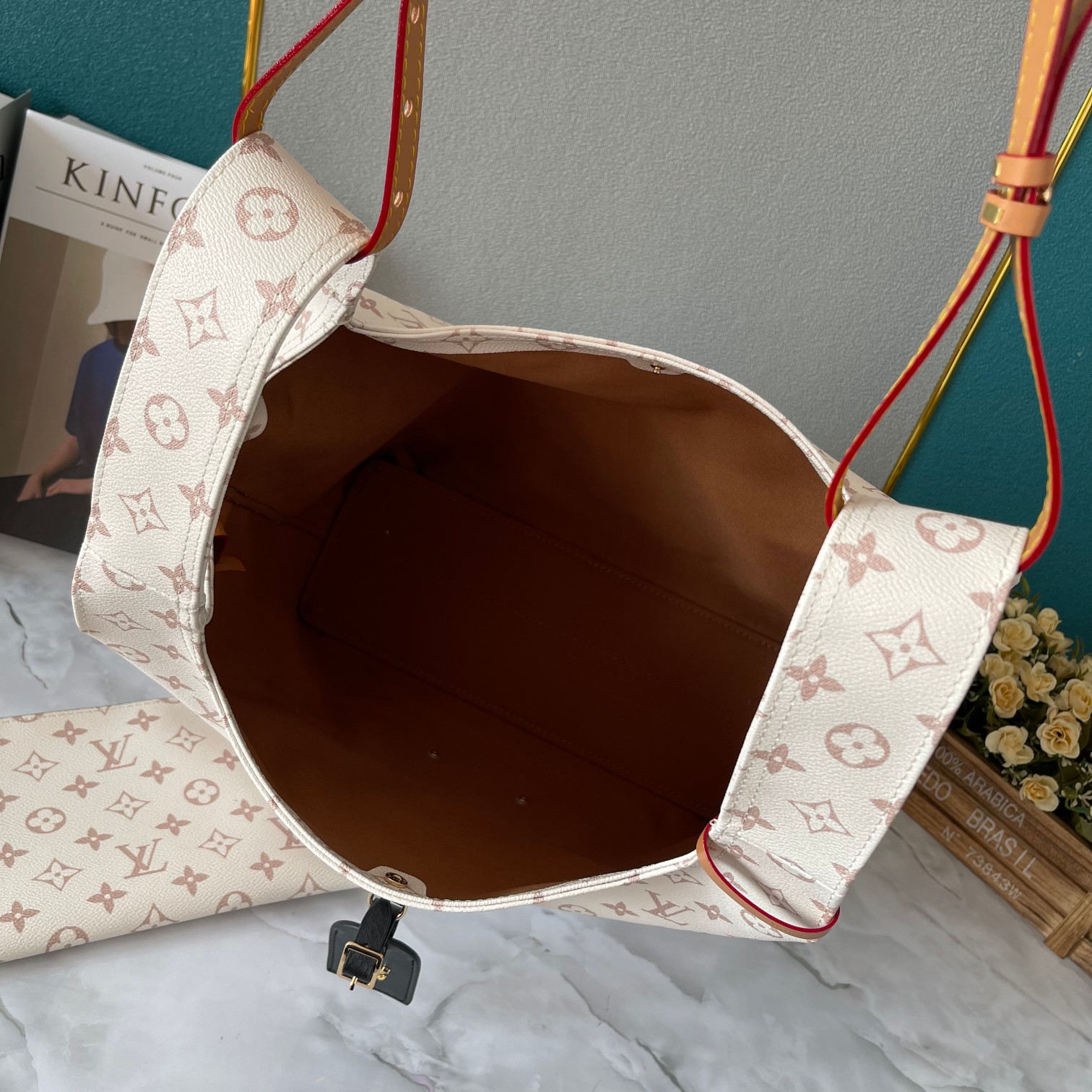 【LOUIS VUITTON】Atlantis