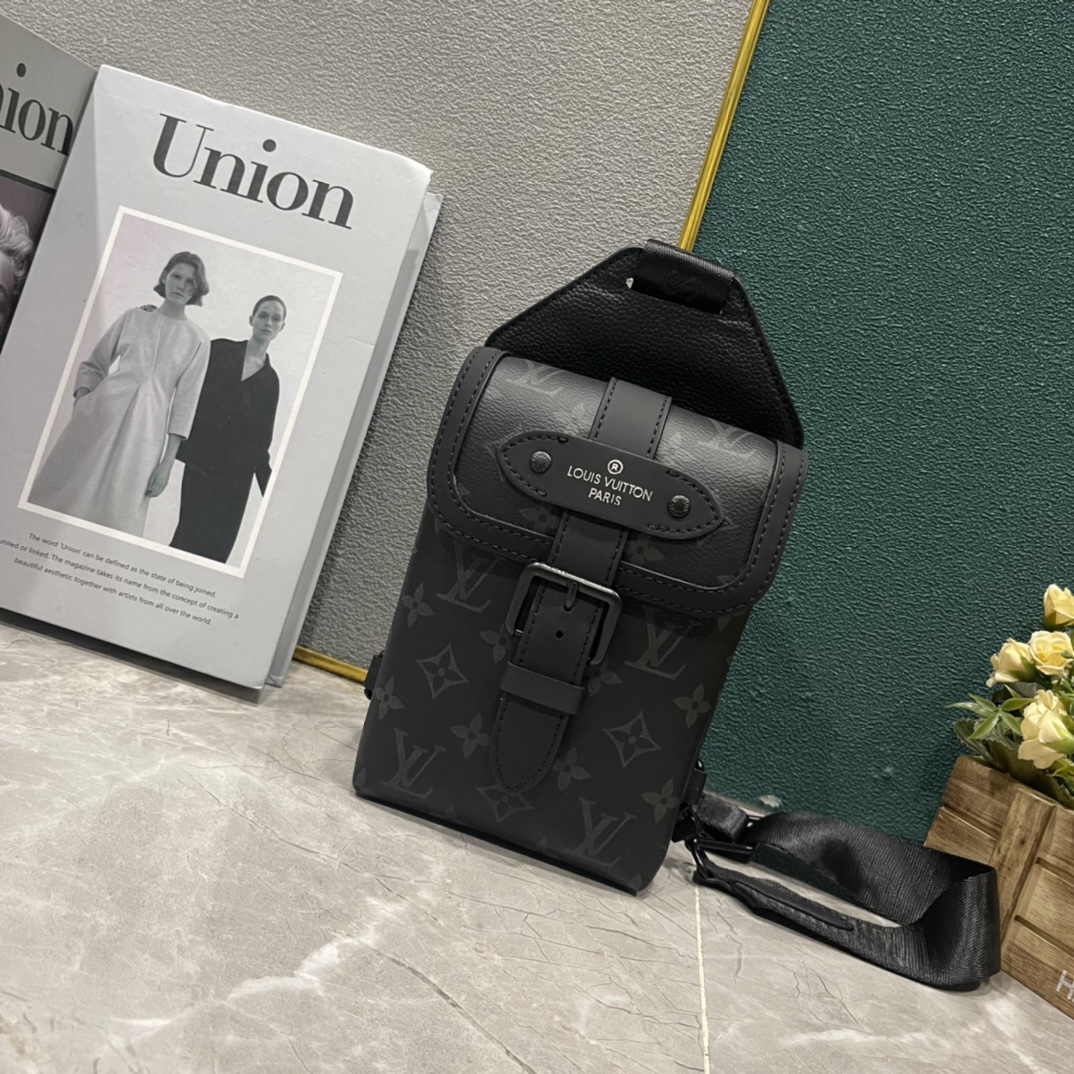 【LOUIS VUITTON】Saumur 13.0 x 18.0 x 3.5 CM