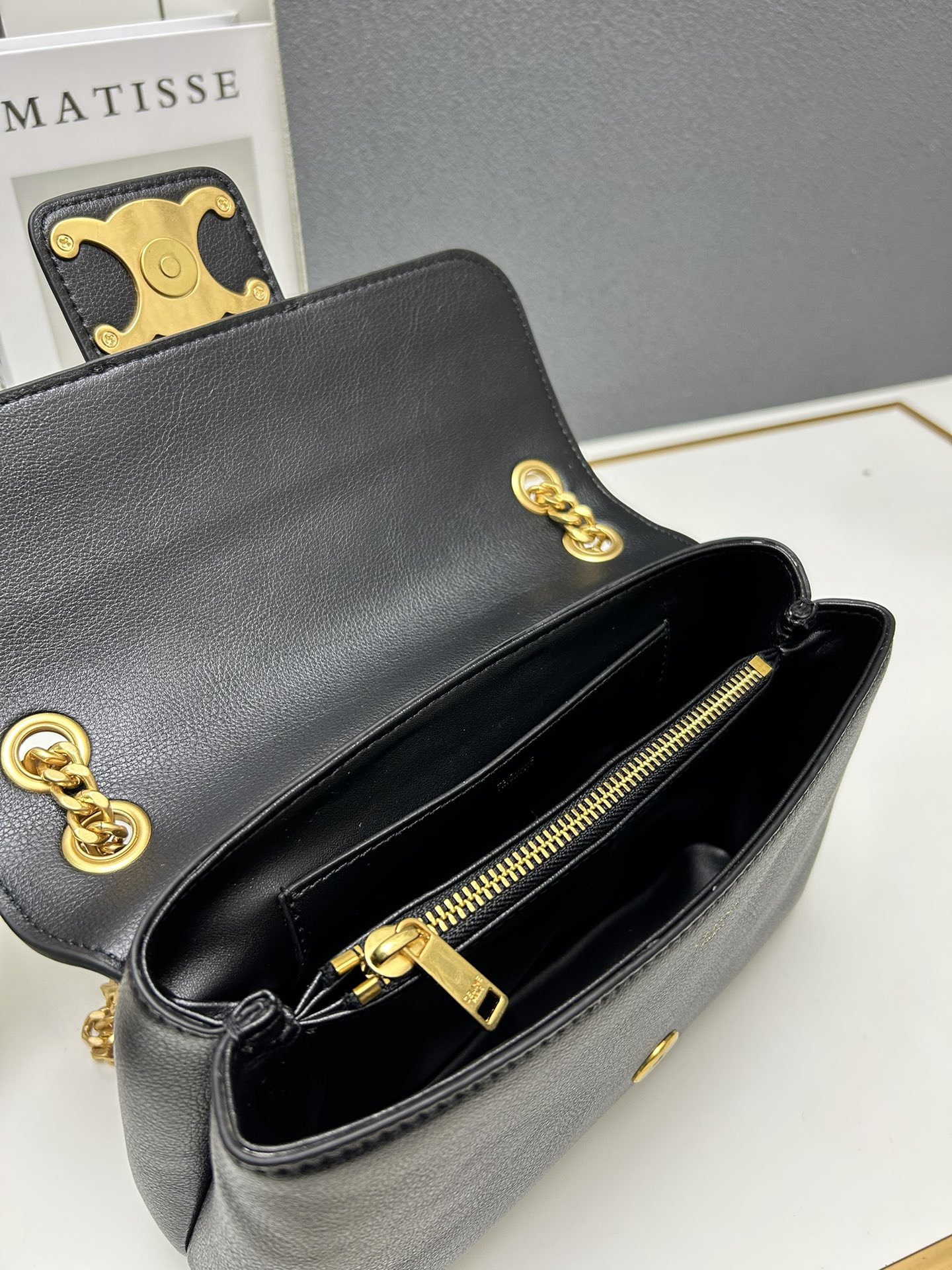 【CELINE】Victoire 23.5X14X8CM