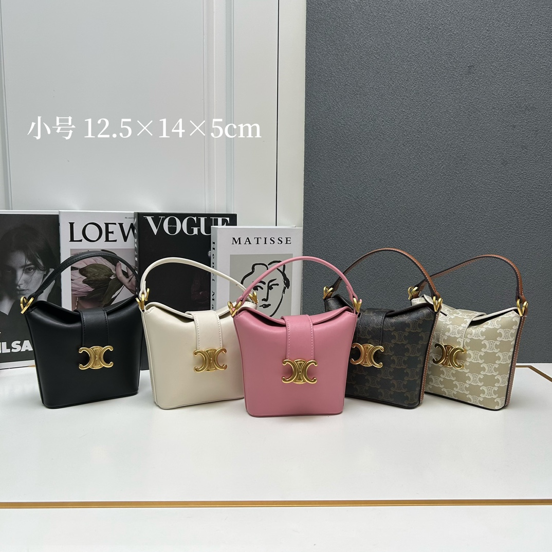 【CELINE】15×18×6 cm  12.5×14×5cm