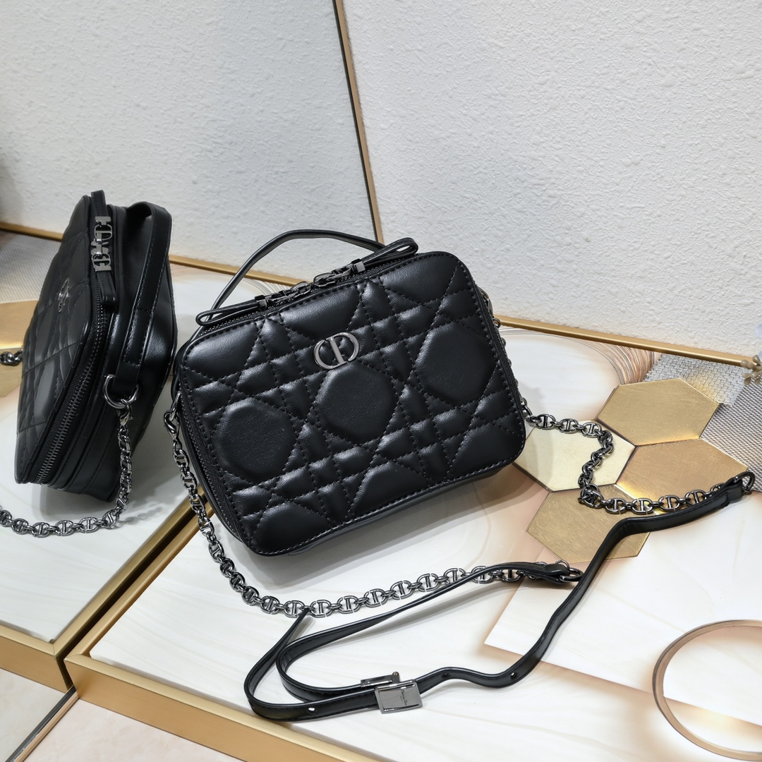 【DIOR】19*5*14cm