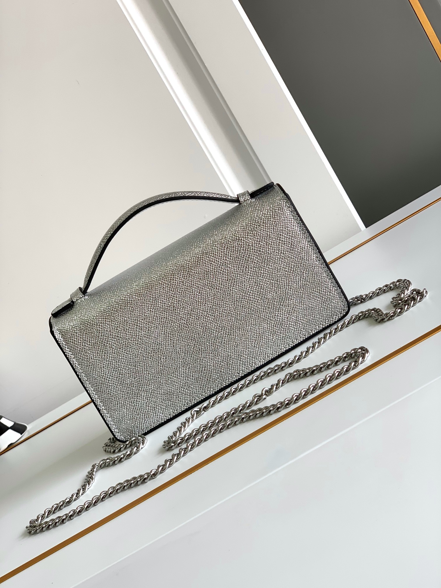 【Valentino】Garavani VRING 19×6×10.5cm