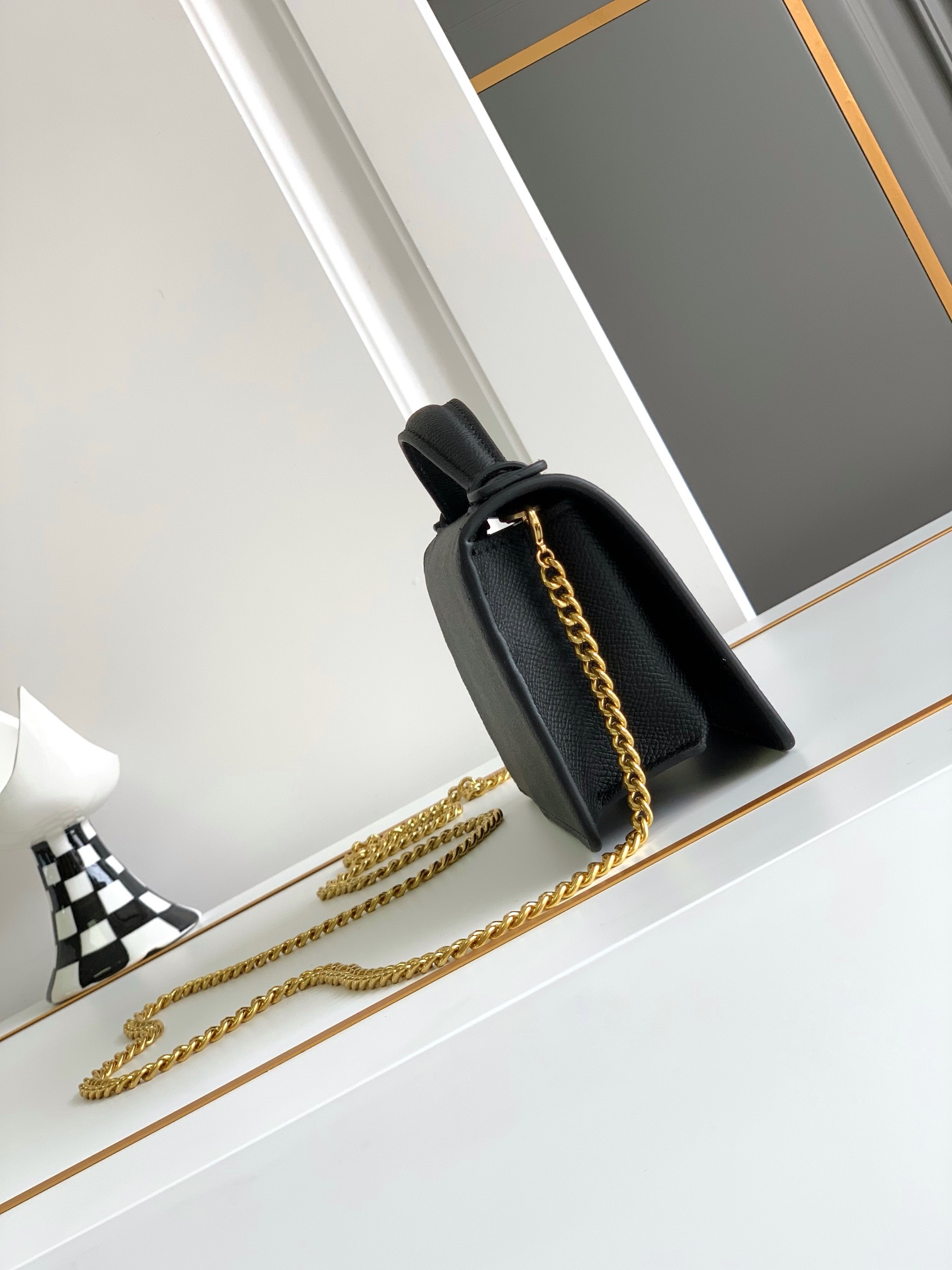 【Valentino】Garavani VRING 19×6×10.5cm