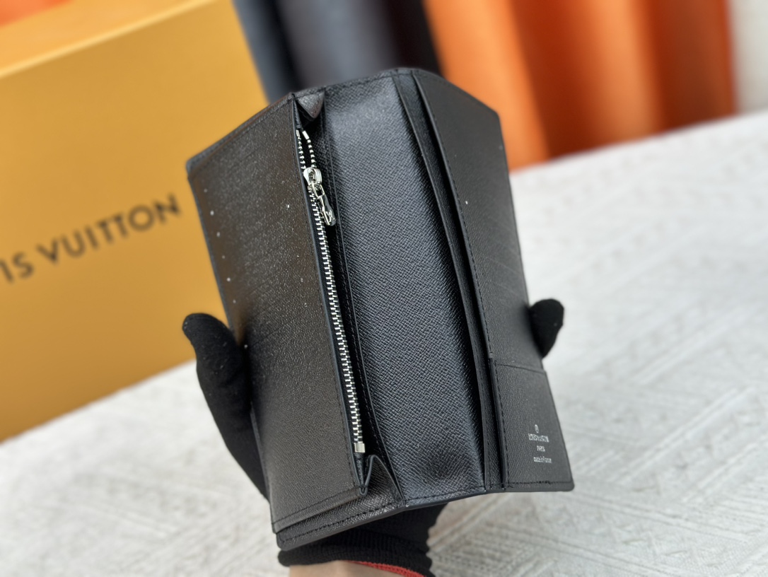 【LOUIS VUITTON】Brazza