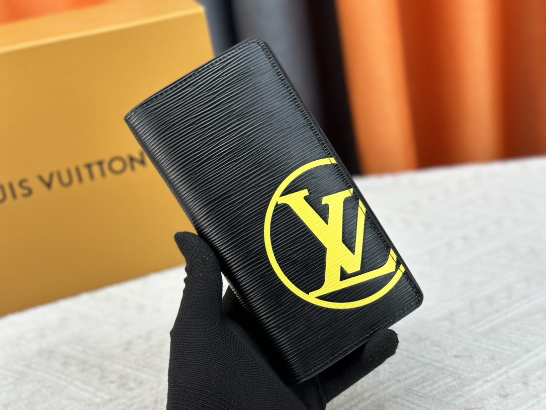 【LOUIS VUITTON】Brazza