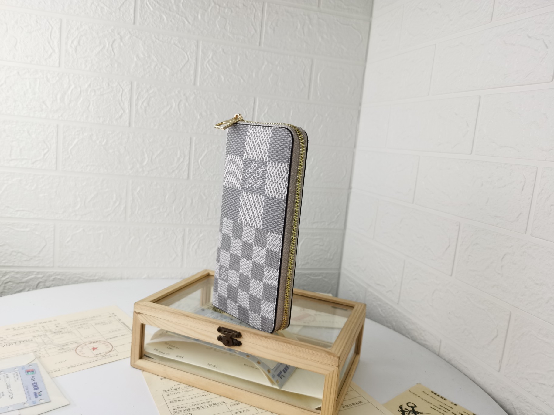 【LOUIS VUITTON】19*10CM